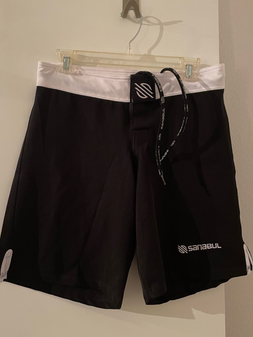 Sanabul Performance Martial Arts Sport Shorts Black White Mens NWOT